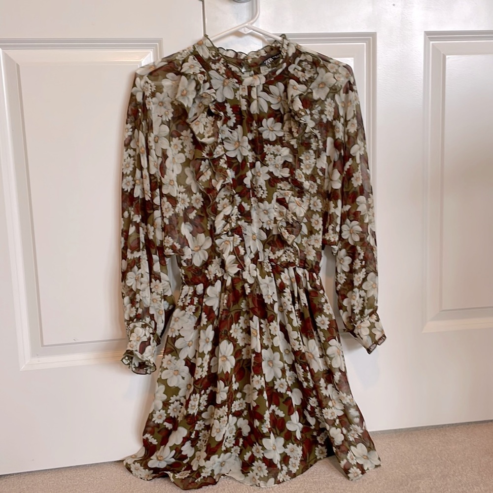 Zara NWT floral pattern jumpsuit